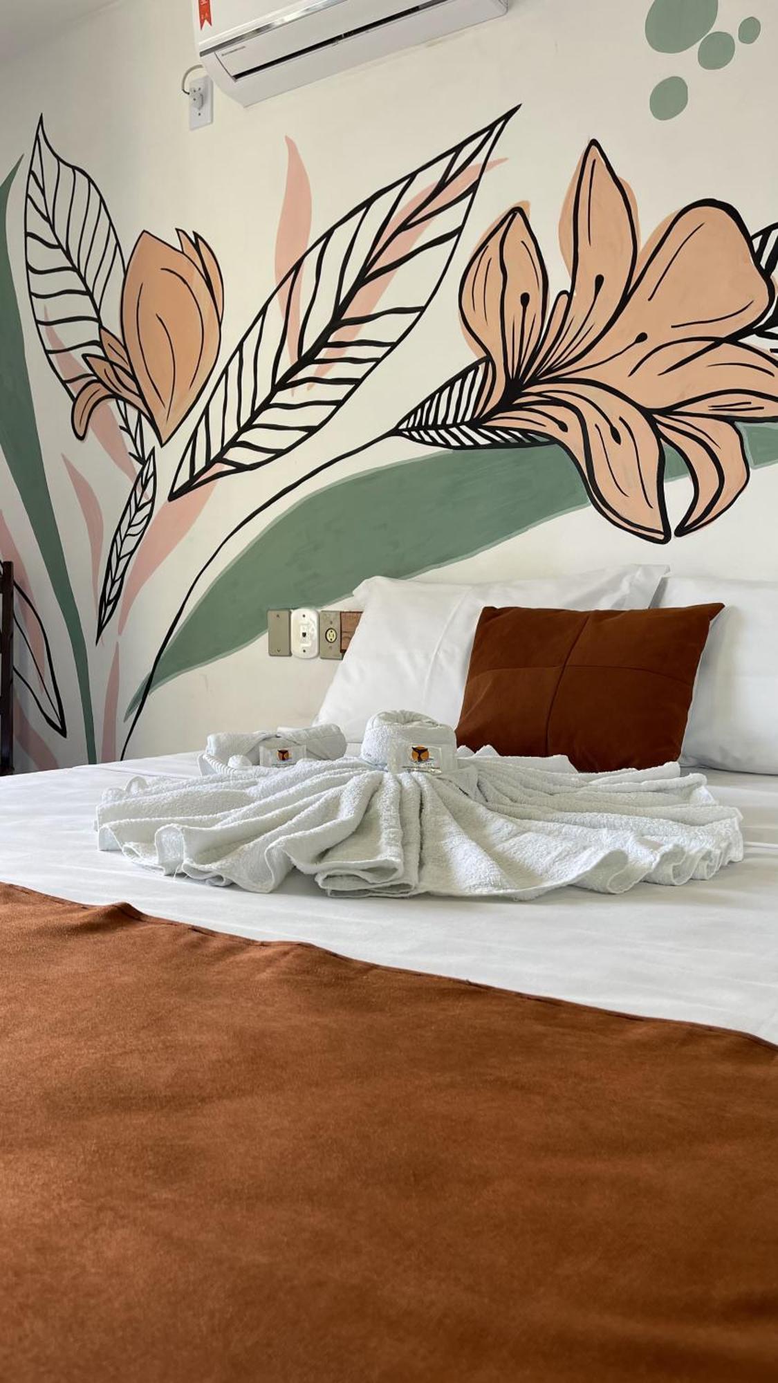 Hotel Brisa Dos Abrolhos Алкобаса Экстерьер фото